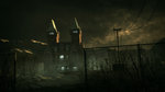 Survive Hell in Outlast - 3 screens