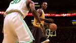 <a href=news_nba_live_2008_xbox_360_images-4713_en.html>NBA Live 2008 Xbox 360 images</a> - 36 images