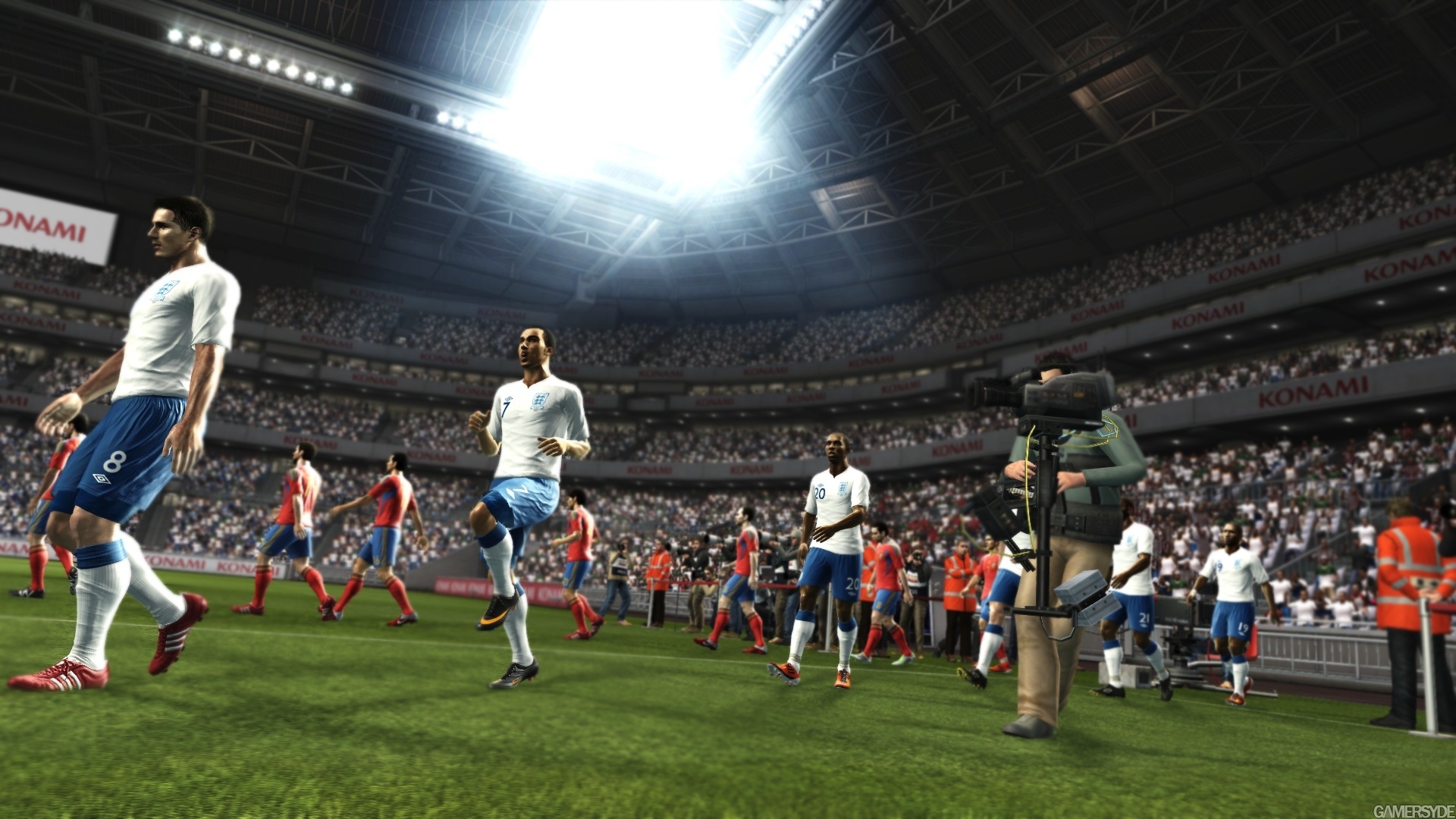 PES 2011 gameplay video - Gamersyde