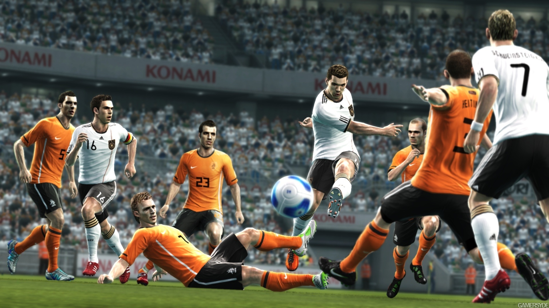 PES 2011 gameplay video - Gamersyde